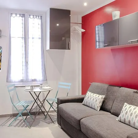 Apartment Comfortable Apt 5 Min Walk To The Beach *