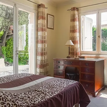 300 Sqm On Fabron Hill With Pool Holiday home Nice