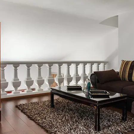 Holiday home 300 Sqm On Fabron Hill With Pool *