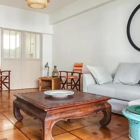 1 Bdr Apt Musician Neighborhood Apartment