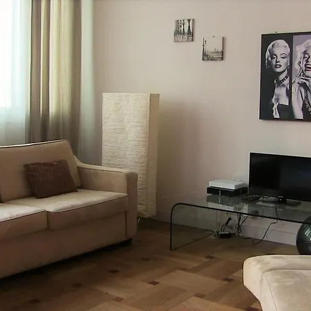Luckey Homes - Rue De France *