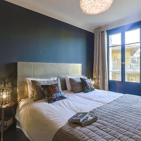 3 Bdrs Apt Old Town Apartment Nice