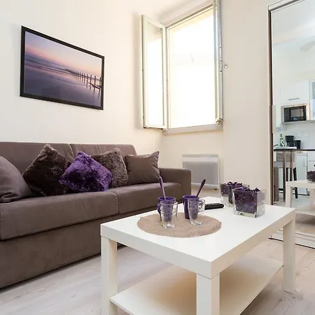 The Porto - Studio Trendy District Apartment