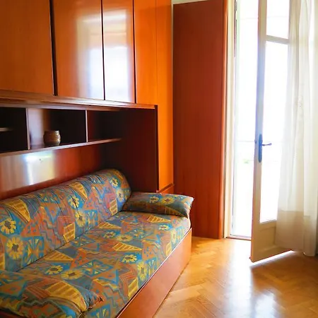 Ashley&parker - Capitole Vue Mer Nice