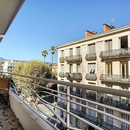 Apartment Nestor&jeeves - Buffa Mediterranee Terrasse - Central - By Sea *