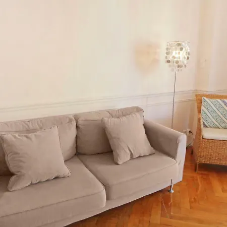 Michel Ange Apartment *