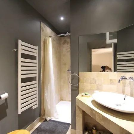 Riviera Charming Flat Old Town Apartment