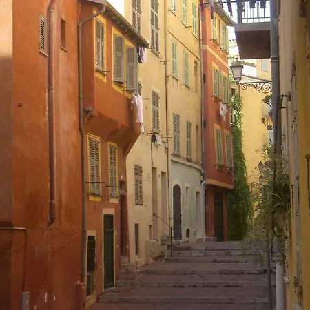 Cosy Studio Climatise Vieux Proche Et Toutes Commodites Nice