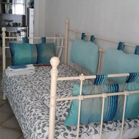 Bed & Breakfast Chambres A Louer *