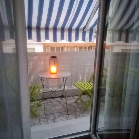 Zenazura Apartment *