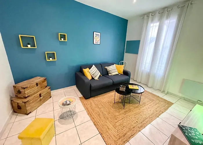 Joli Appartement Spacieux A 3 Min A Pied De La Mer