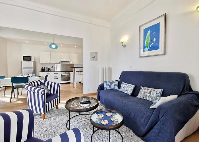 Le Gounod 25 By Booking Guys