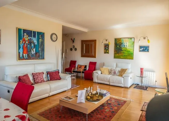 Georges V - Superb 100M2 Apartment With Ac