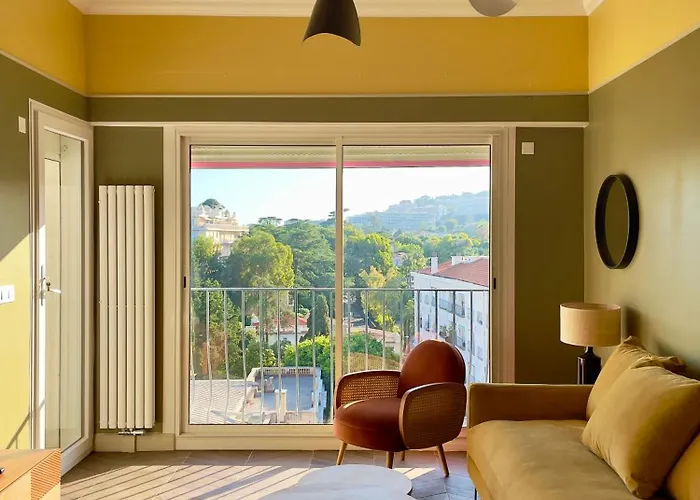 Appartement Moderne Avec Une Belle Vue