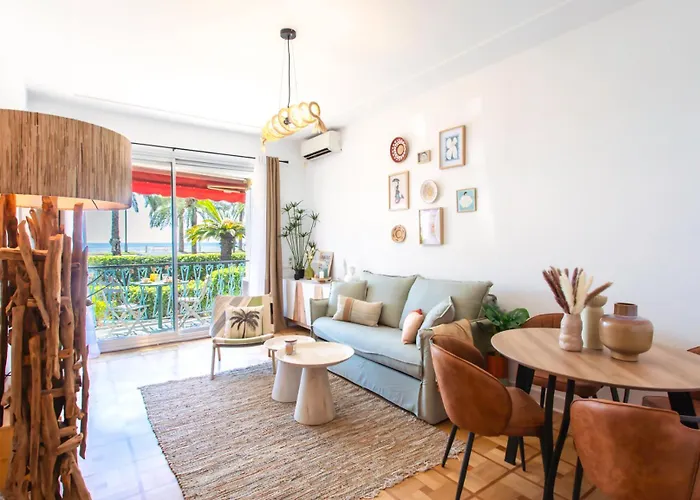 L54 1Bdr Promenade Sea View Ac & Balcony
