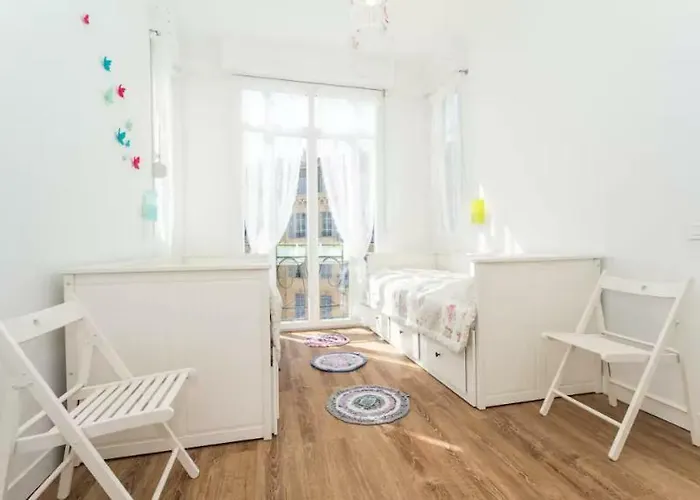 Family Apartment Nice Gambetta
