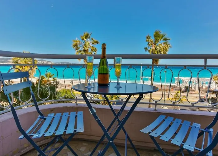 Sea Front Suite - Panoramic View With Terrace - 85 M
