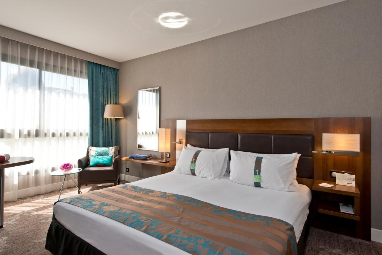 Holiday By Ihg 4*