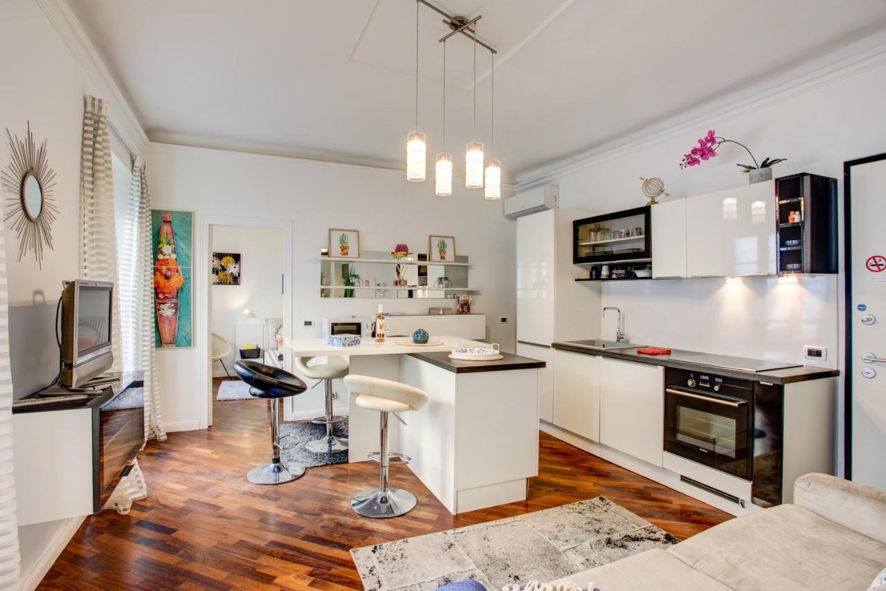 Apartment Superbe Appartement, Plein Centre De *