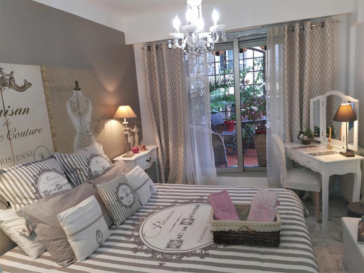 Chambre D'hote De Charme Avec Petit Dejeuner Offert * Nice