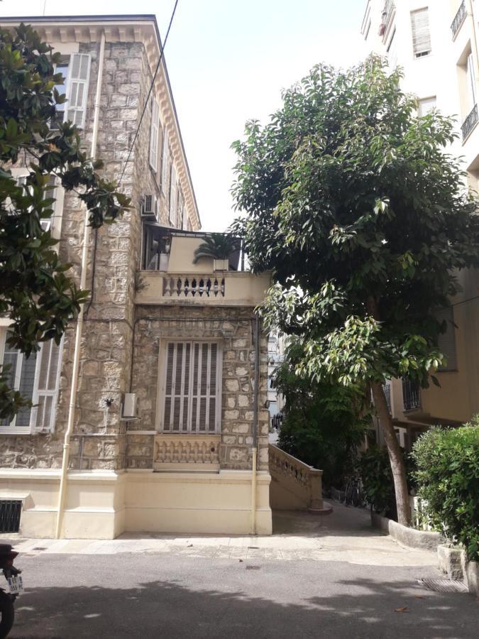 Chambre Privee Avec Sdb Partagee Chez L'habitant A 10mn De La Mer * Nice