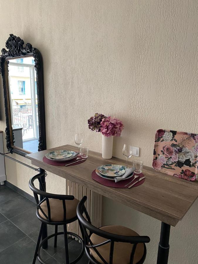 Apartment Cozy With A Sea View Nice