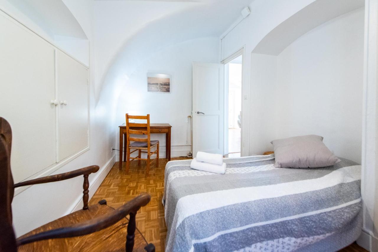 Les Ponchettes Holiday home *