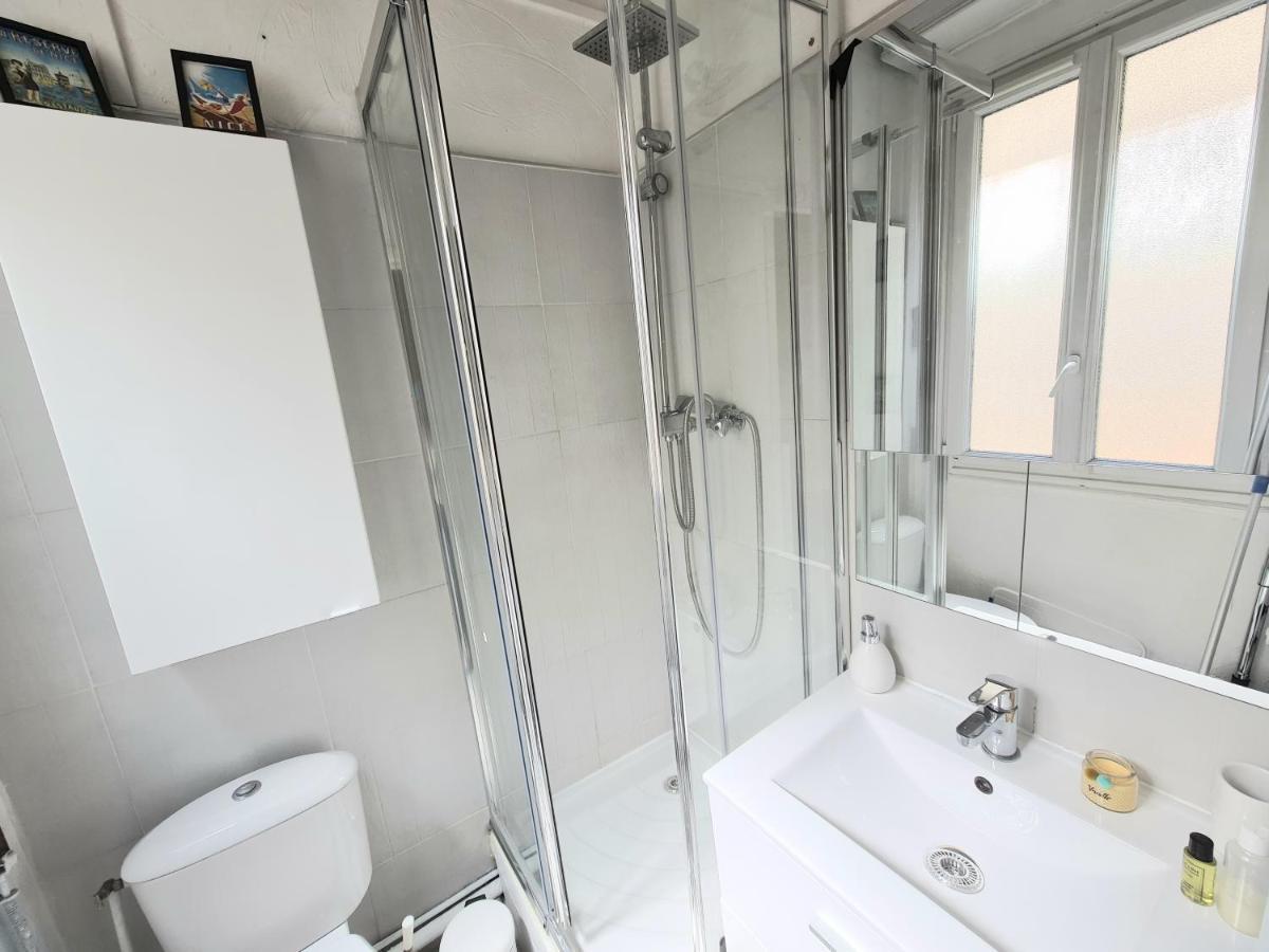 F1 Mezzanine Centre Nice, 1 A 4 Personnes, Quartier Liberation * Nice