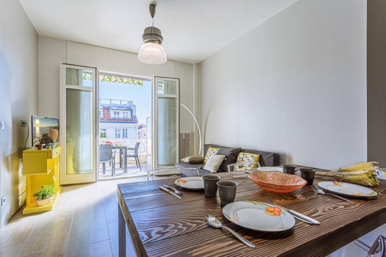 Fleurs 22 - City Center - Modern W Terrace
