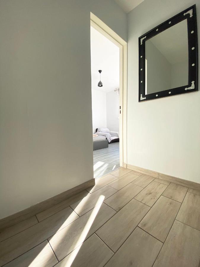 New ! Joli F2 - 10min De La Mer * Nice