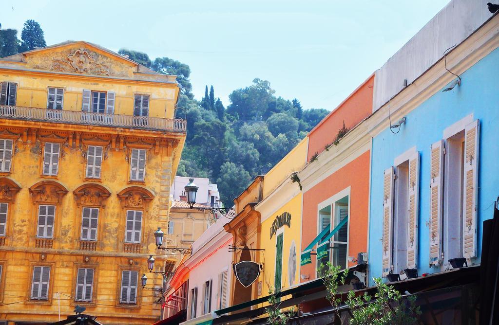 Bed & Breakfast With A Vue Nice