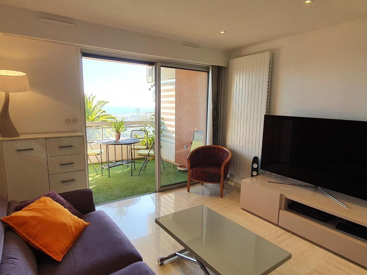 Apartment In Nice With Sea Views Nice