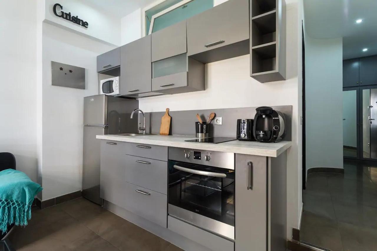 Feel - France 15 Nice