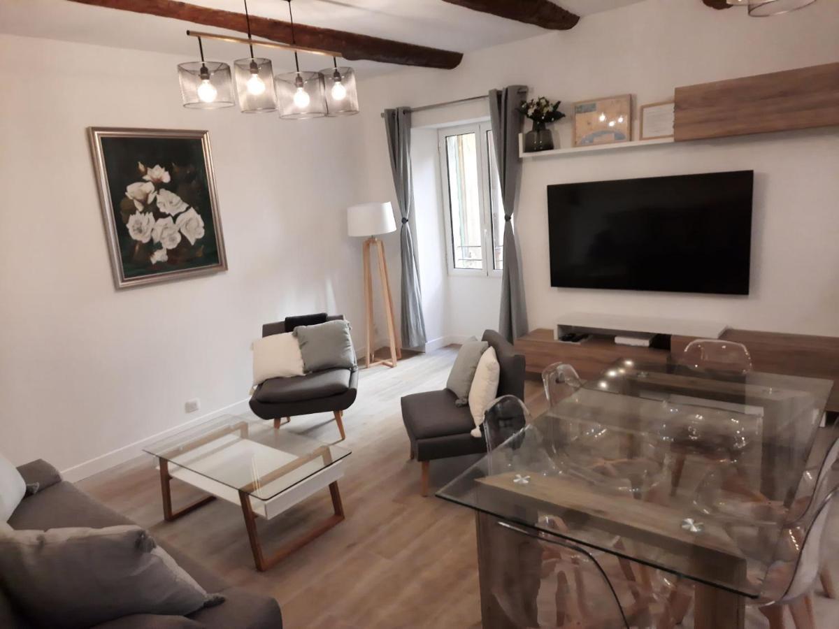 Beautiful Old Town Flat, Near The Nice