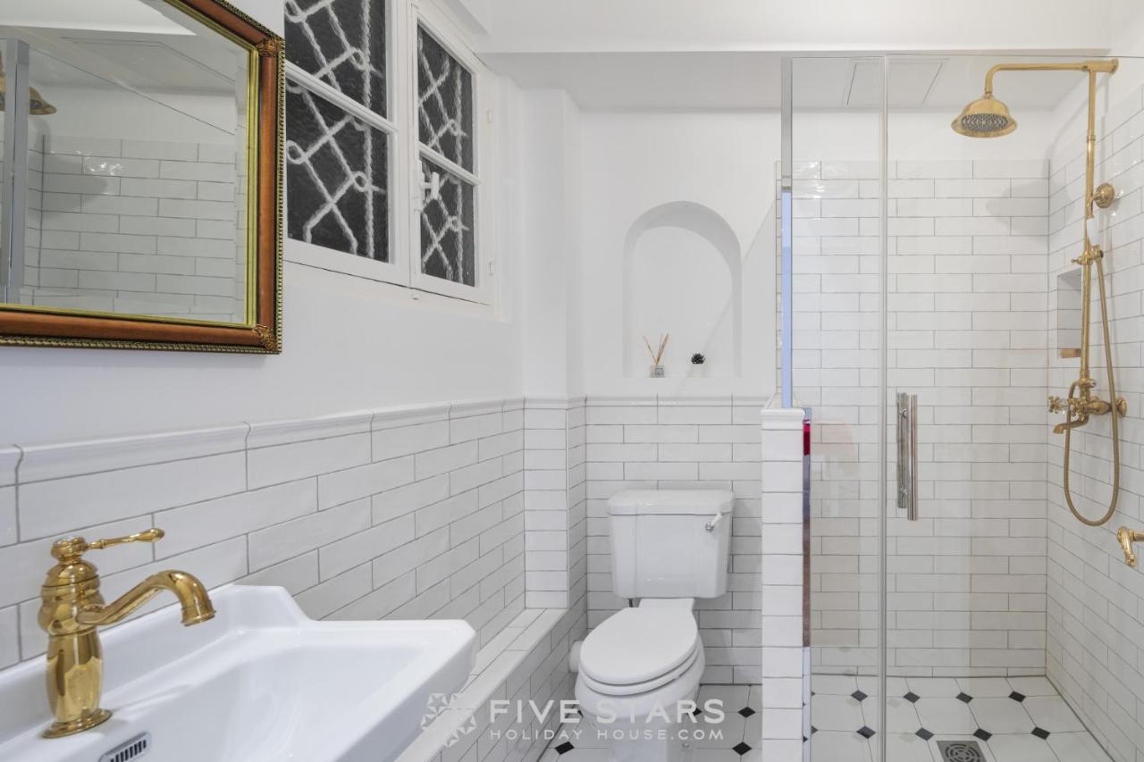 Venus Fshh Apartment Nice