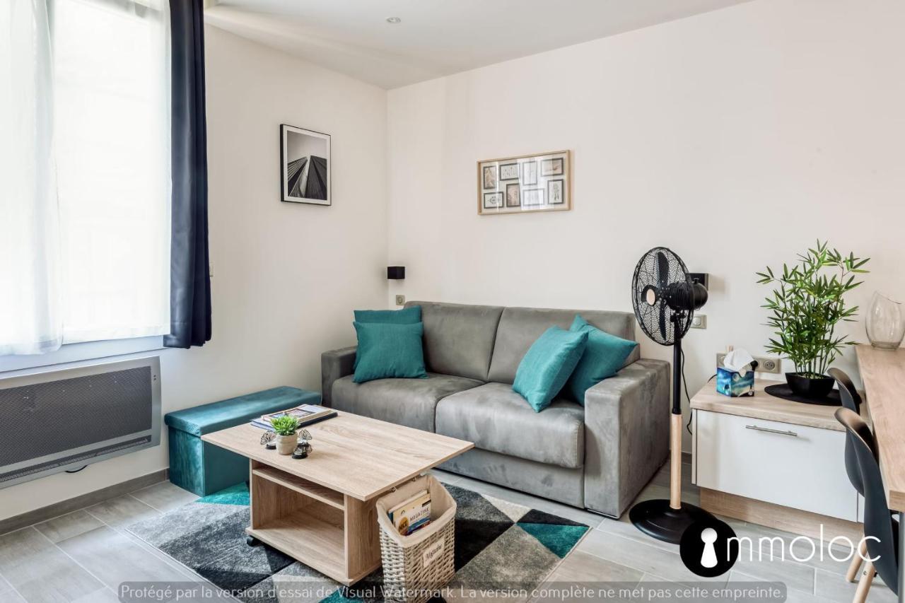 Hyper 2 Minutes Walk From 