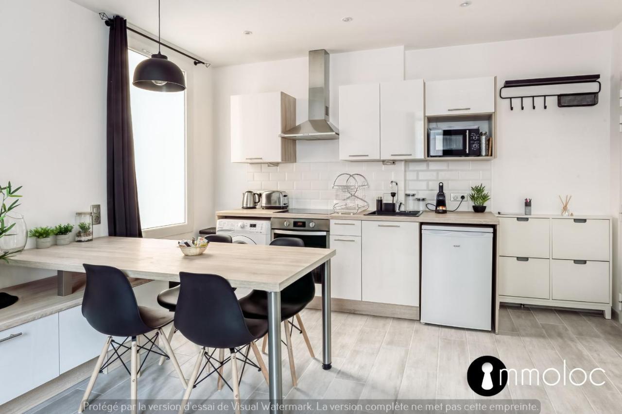 Hyper 2 Minutes Walk From 