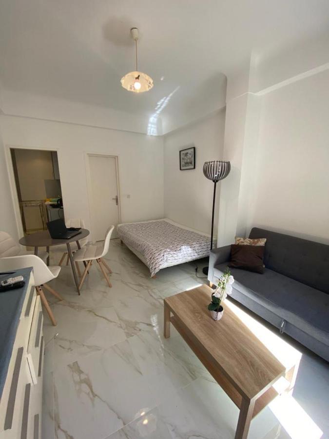 Studio, Centre Ville, Bord De Mer, * Nice