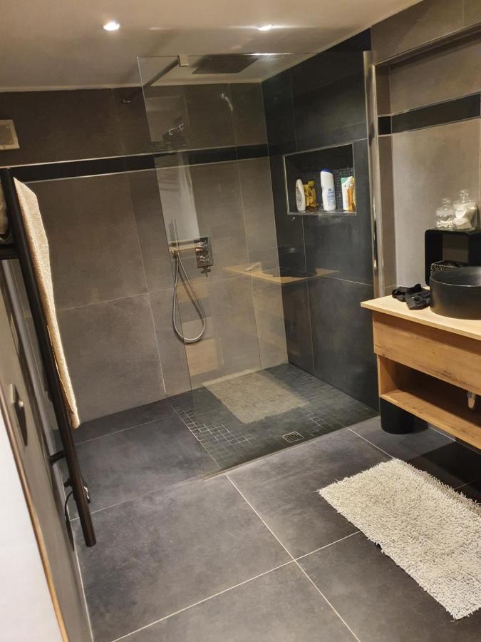 Apartment Loft De Type Industriel Et Spacieux *