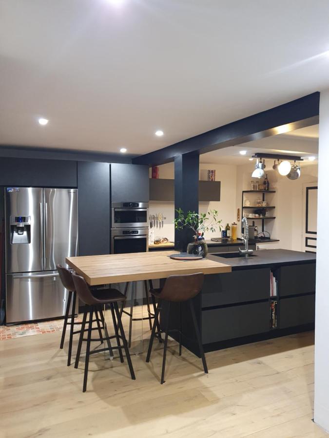 Loft De Type Industriel Et Spacieux