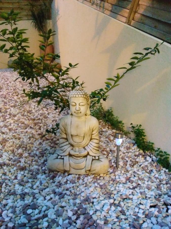 Nice- Gairaut - Jardin Prive- Grand F1 Lumineux-piscine Collective Apartment *