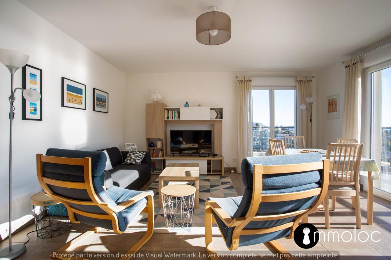 Air-conditioned With Pool Garage In A Luxury Holiday home Nice