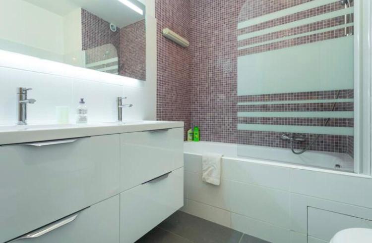 Big White Appartement Nice