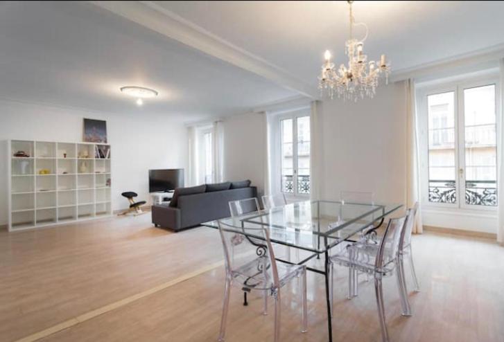 Big White Appartement