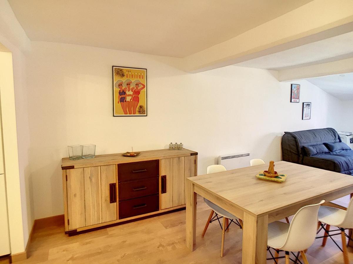 Vieux Nice- Bel Appart 3p, 5pax, Wifi Doglio * Nice