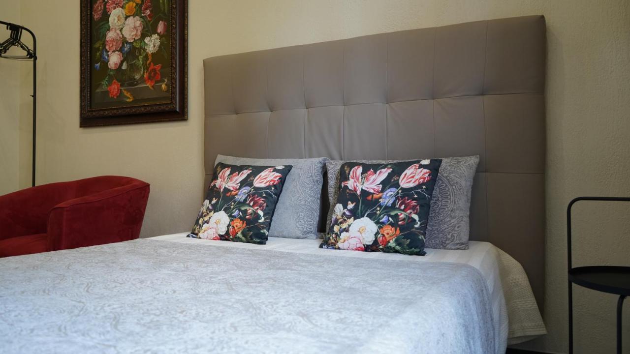 Cozy With A Sea View