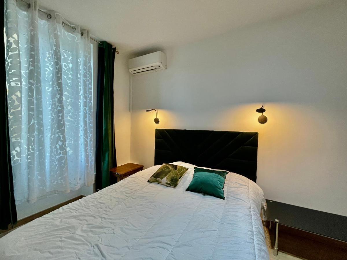 Spacious 3 Bedroom Flat Center - Magnificent View-parking *