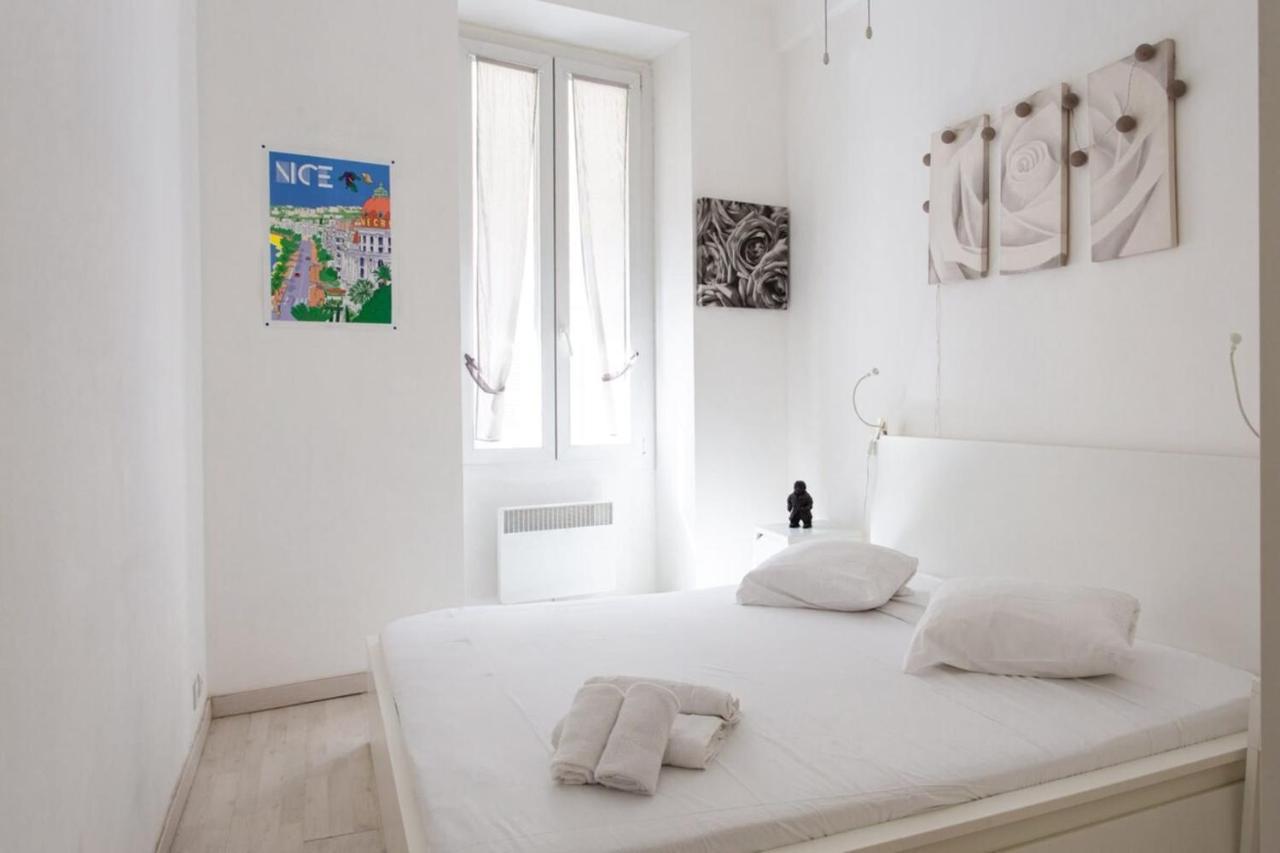 Air-conditioned Flat In The Centre Of *
