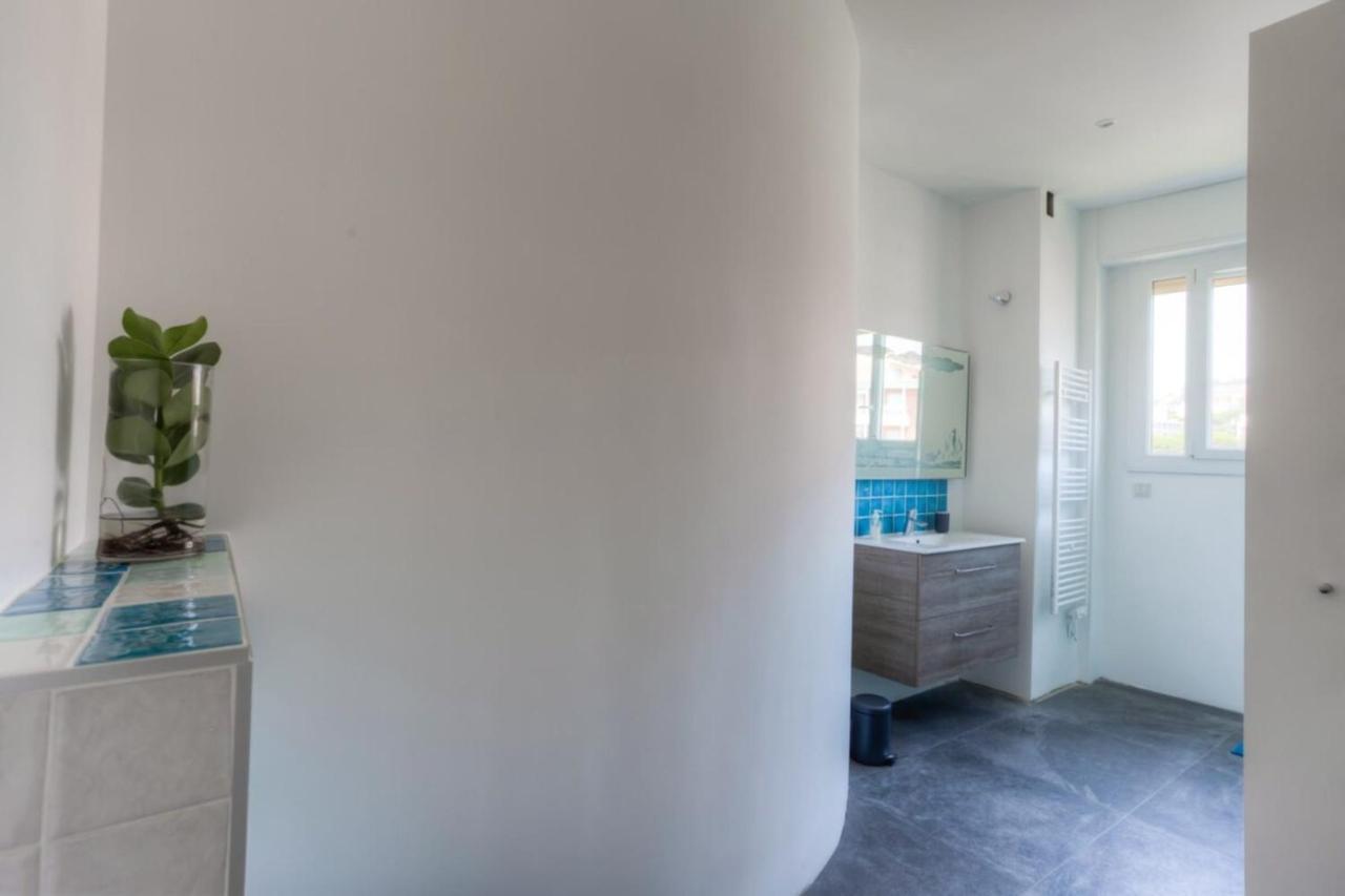 Sunny Private With Sea View Near The Beach Apartment *