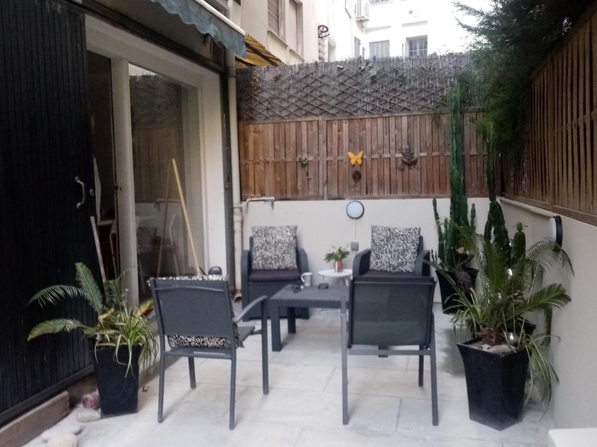 Centre Superb Flat With Terrace And Parking *